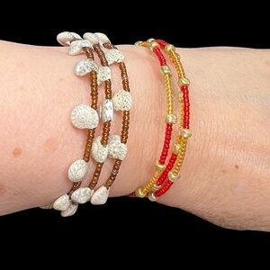 Set of 2 beaded bracelets adjustable size